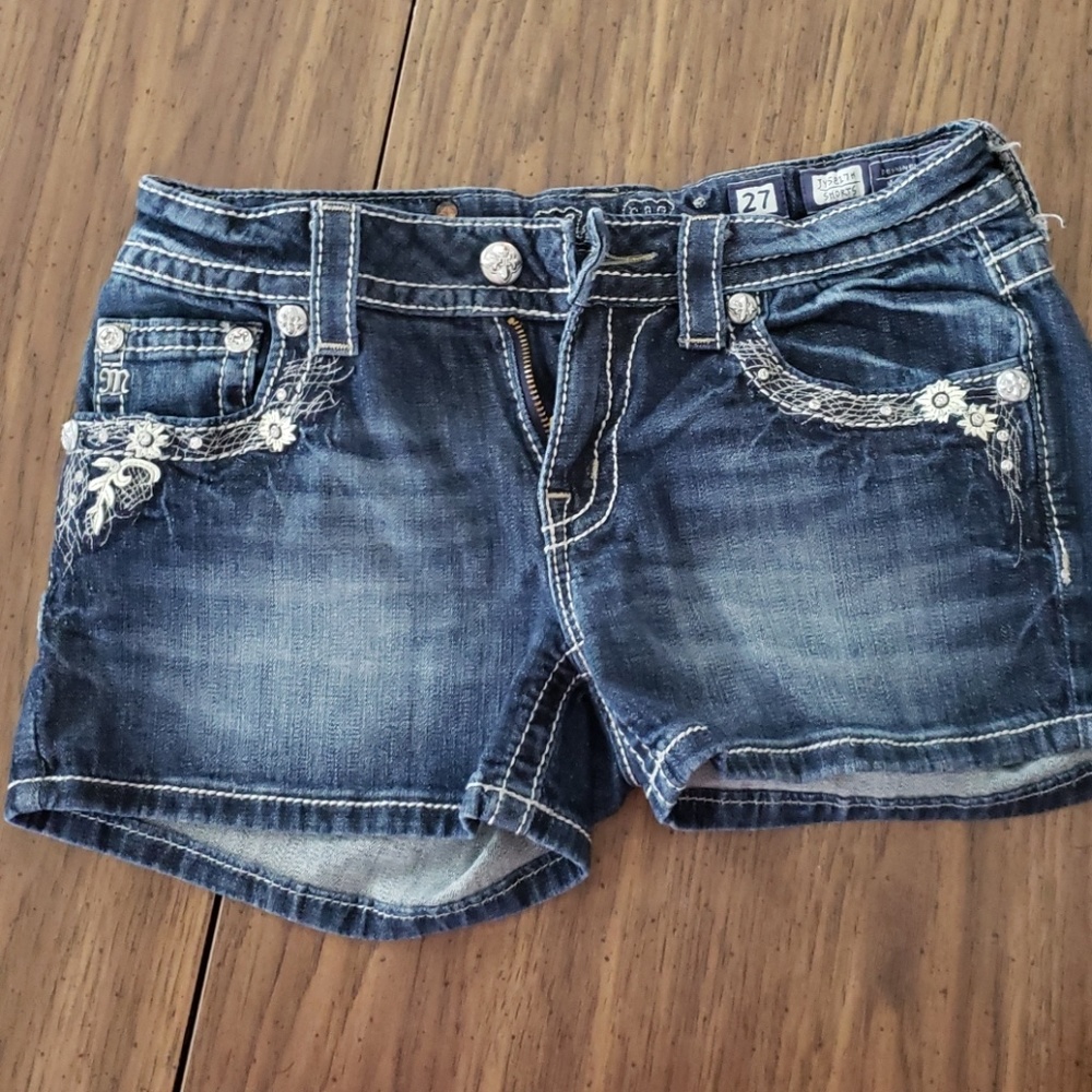 Miss me shorts size 27